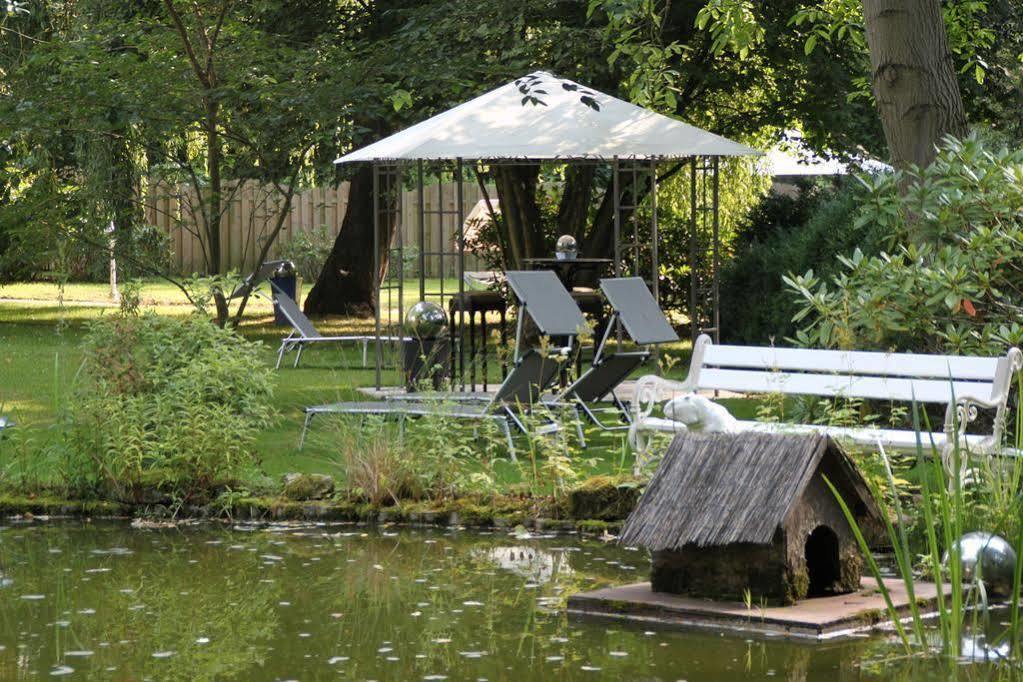 Hotel Villa Konigin Luise Bad Pyrmont Esterno foto